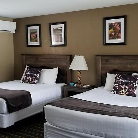 Middlebury Sweets Motel Екстериор снимка