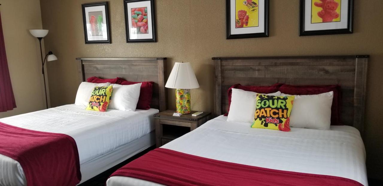 Middlebury Sweets Motel Екстериор снимка