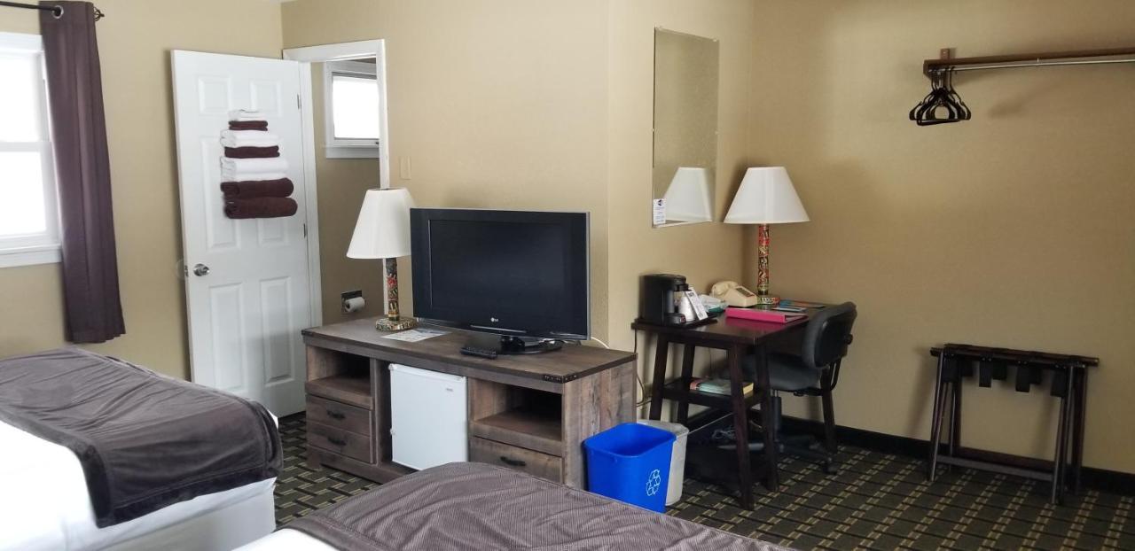 Middlebury Sweets Motel Екстериор снимка